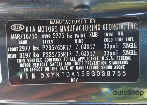 2011 Kia Sorento Lx z USA, uszkodzony, nr VIN 5XYKTDA15BG038755